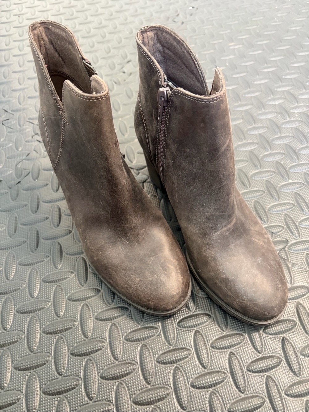 Clarks Collection Ultimate Comfort Brown Chunky Heel Ankle Boots W Sz 7